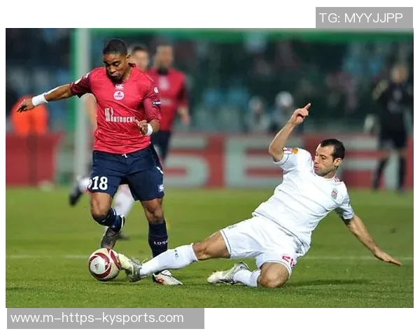 里尔与斯特拉斯的激战前瞻分析球队状态与战术对决全解析